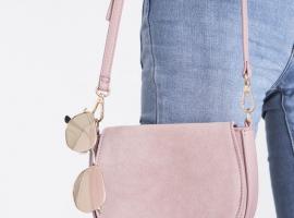 Покупать сумки надо в интернет-магазинах